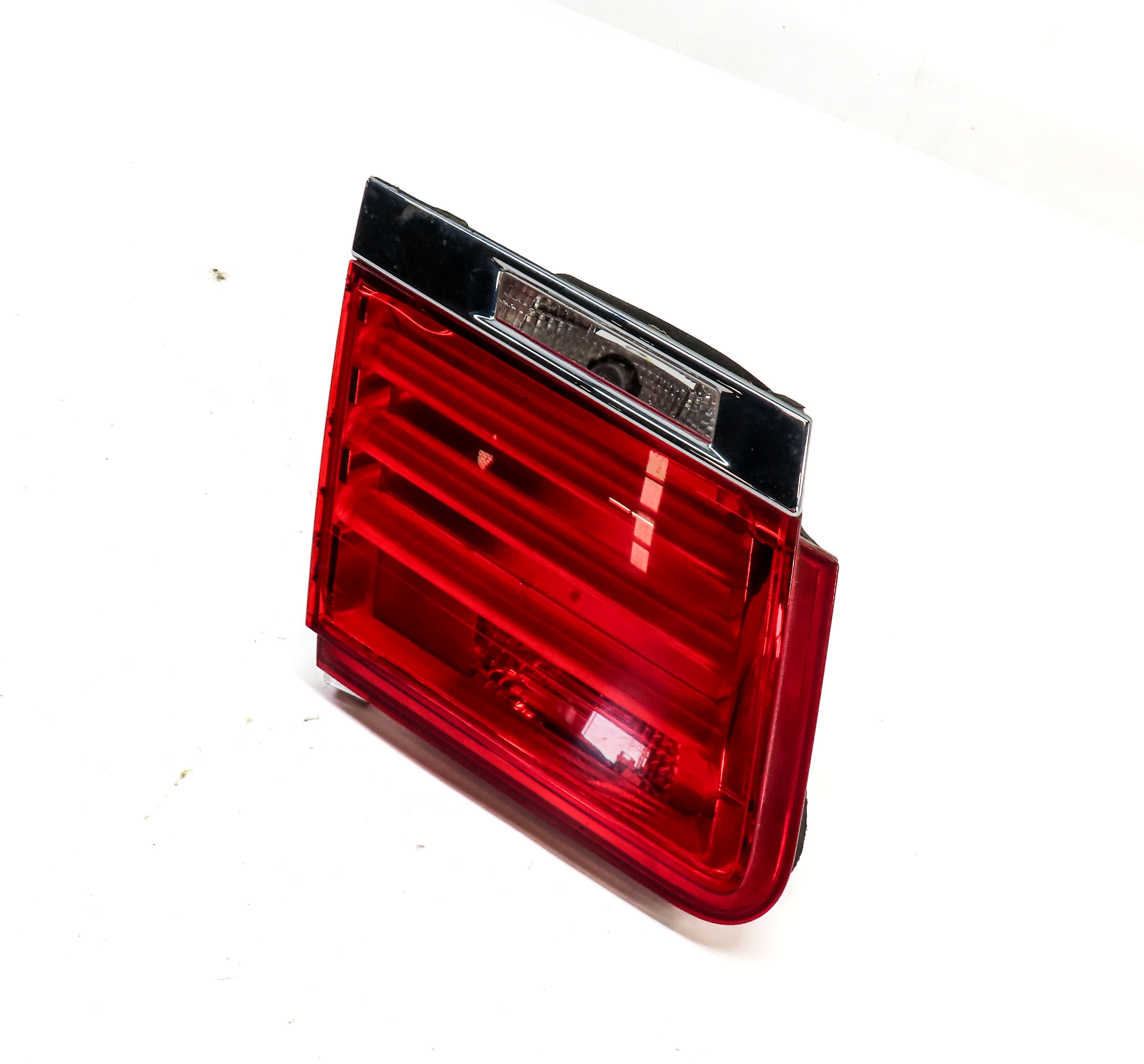 09-12 BMW 740i 750i 760i B7 (F01) REAR LEFT INNER TRUNK LID TAILLIGHT LIGHT LAMP — exact item pictured